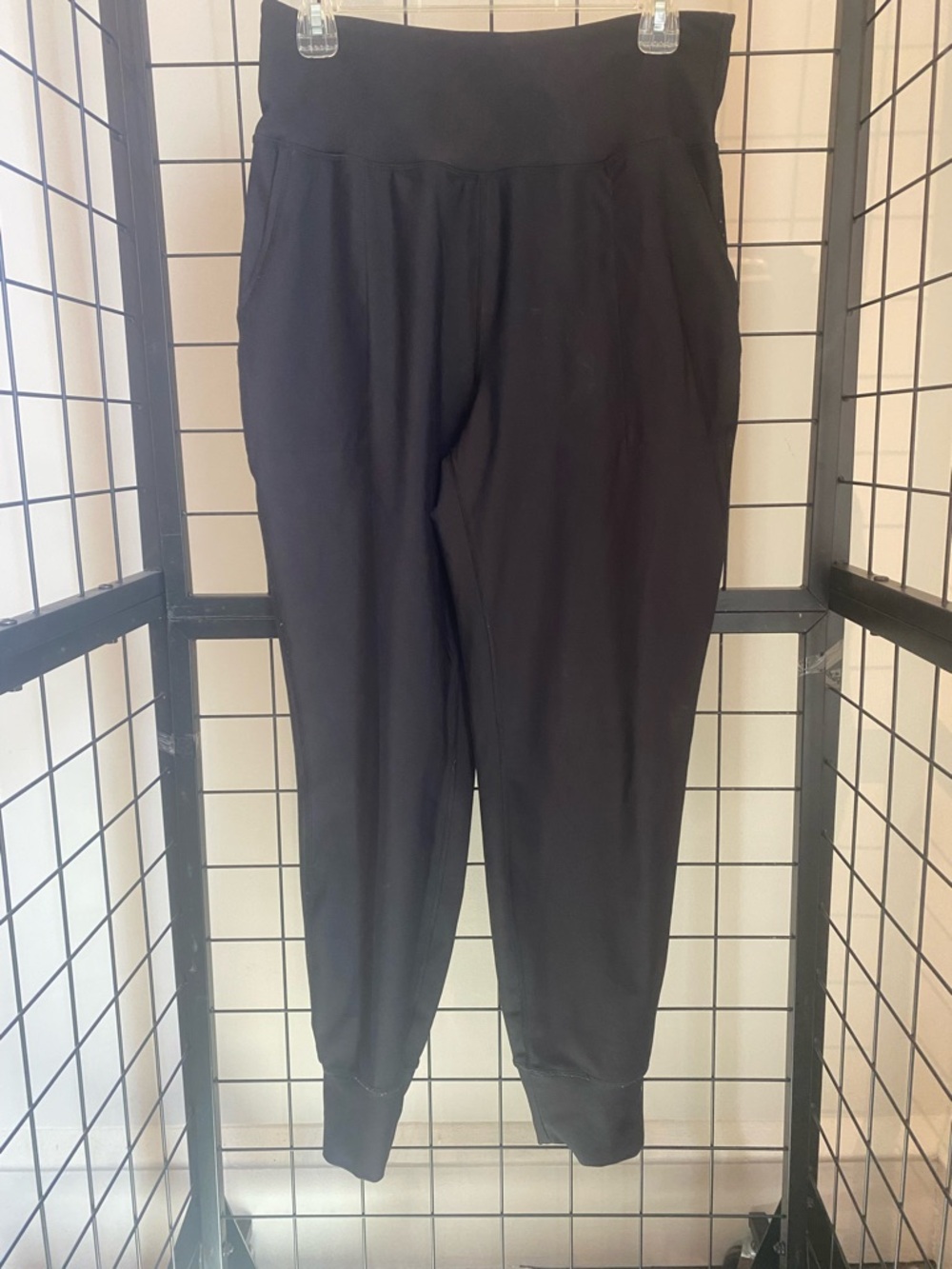 Old Navy Active Black Women’s Elevate Legging Jogger Pants